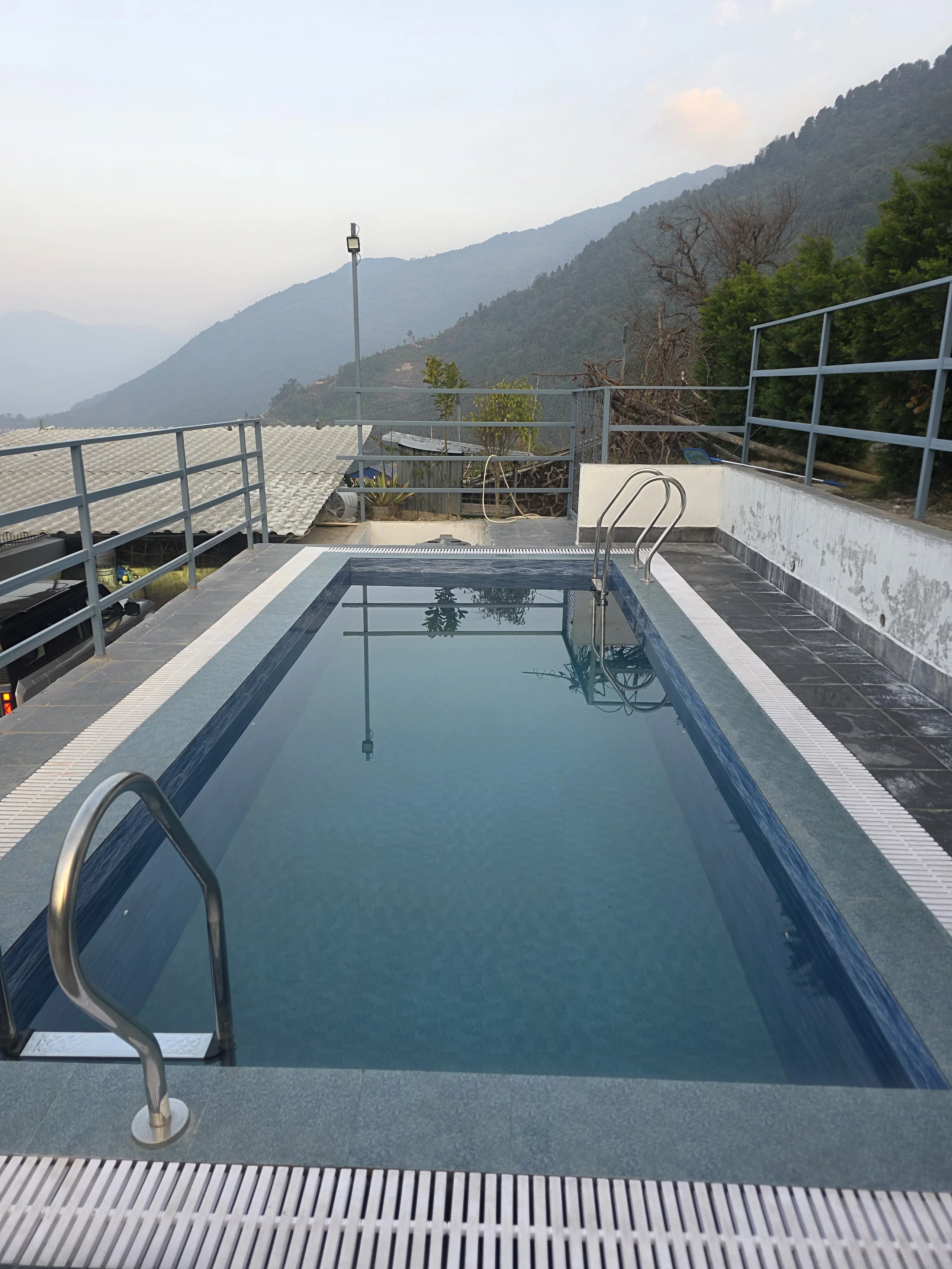 Gurje Home views photograph view-2